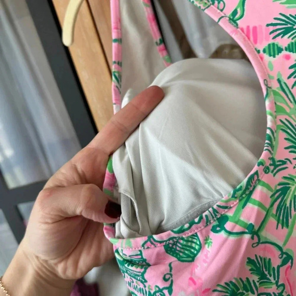 Lilly Pulitzer Tank Top Luxletic X Meryl Mina Built in bra UPF 50 active workout - Picture 6 of 8
